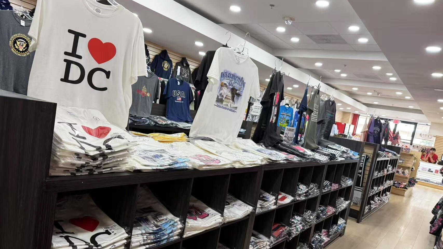 Store interior 4 (1)